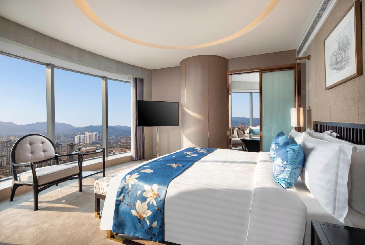 Kunming Huiyue Wyndham Hotel Zewnętrze zdjęcie