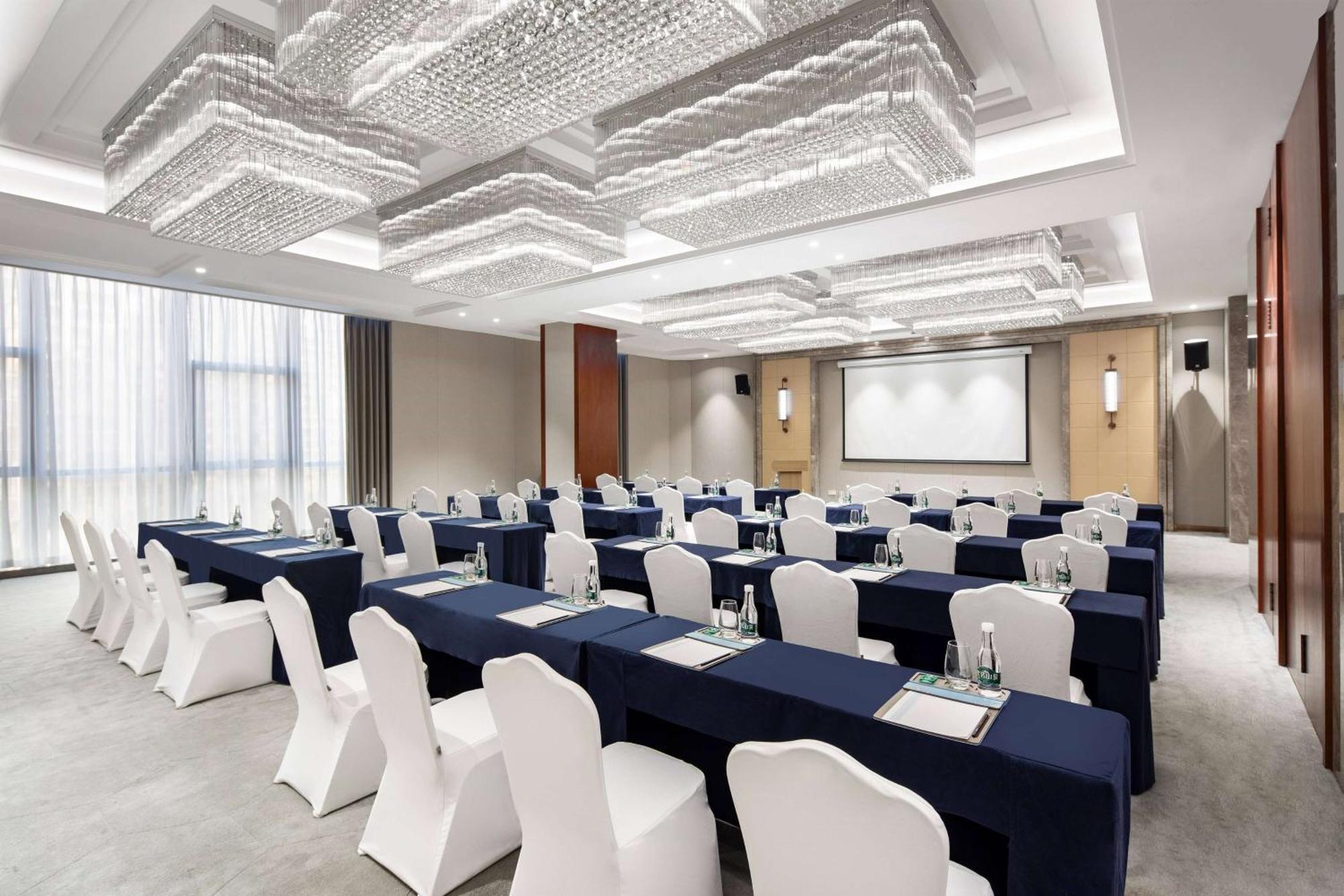 Kunming Huiyue Wyndham Hotel Zewnętrze zdjęcie