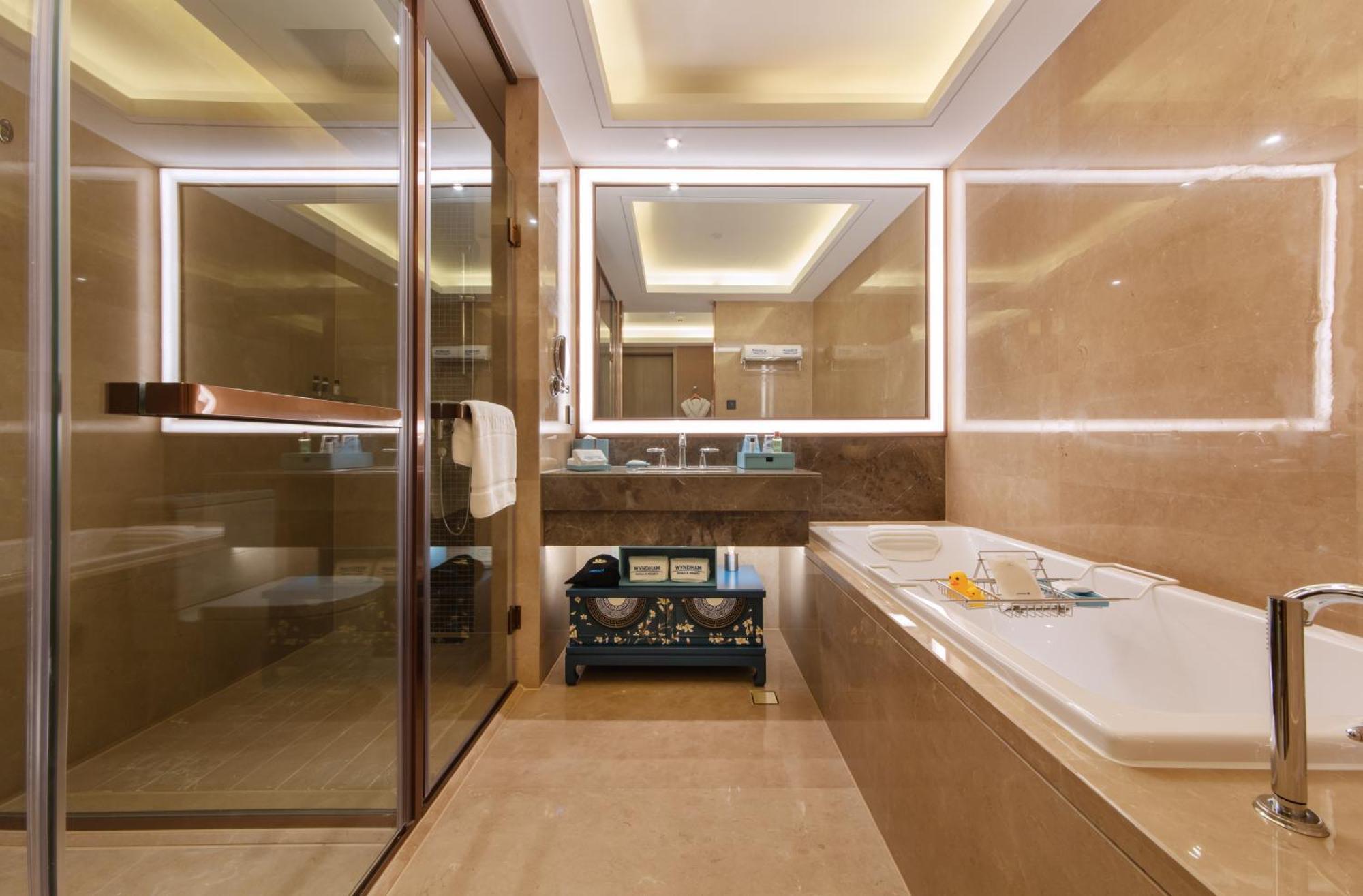 Kunming Huiyue Wyndham Hotel Zewnętrze zdjęcie